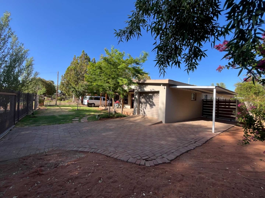 3 Bedroom Property for Sale in Blydeville Northern Cape